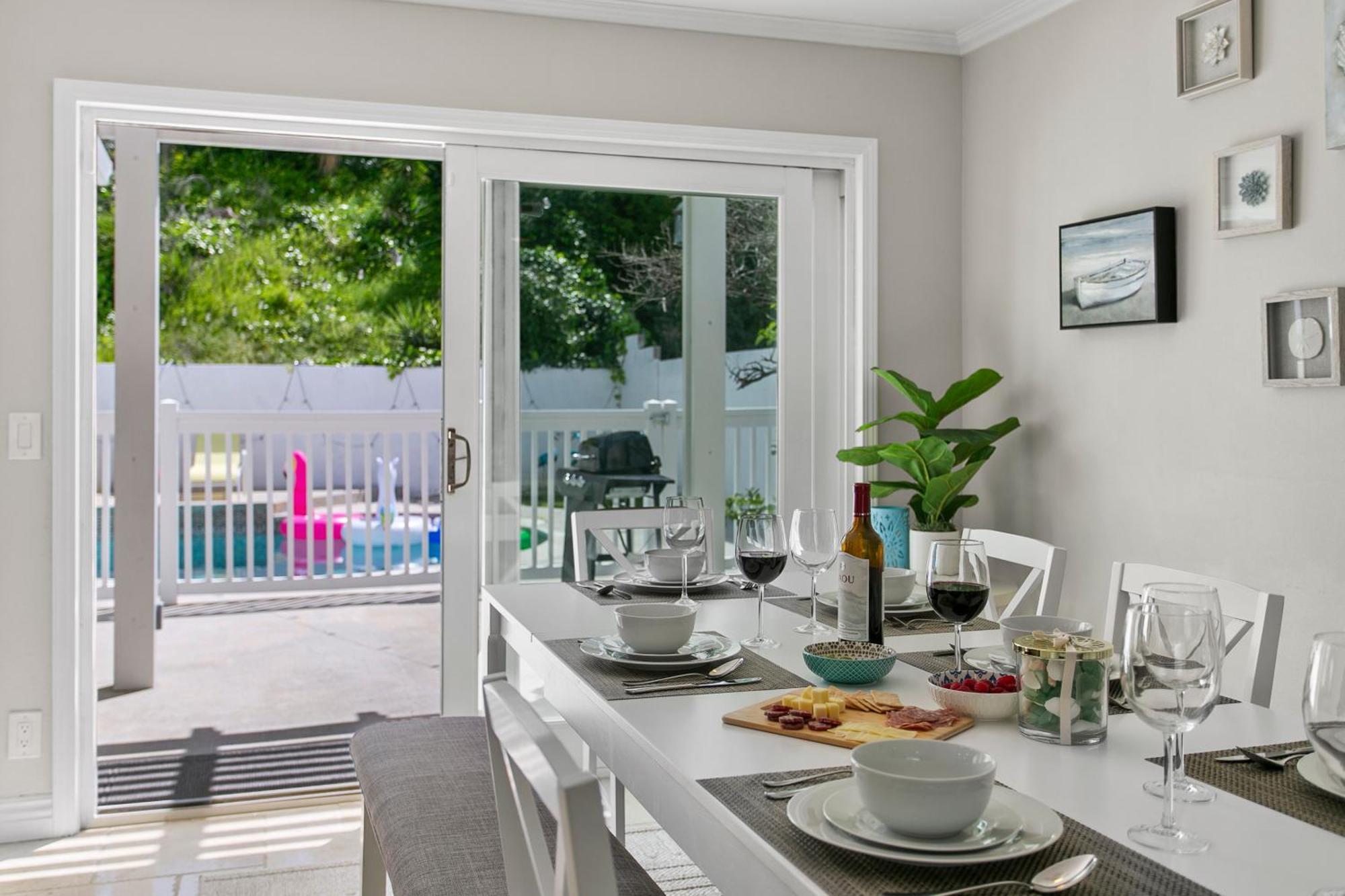 Stunning Coastal Escape With Private Pool, Spa, Arcade, Disney, Beach มิชชั่นเวียโฮ ภายนอก รูปภาพ